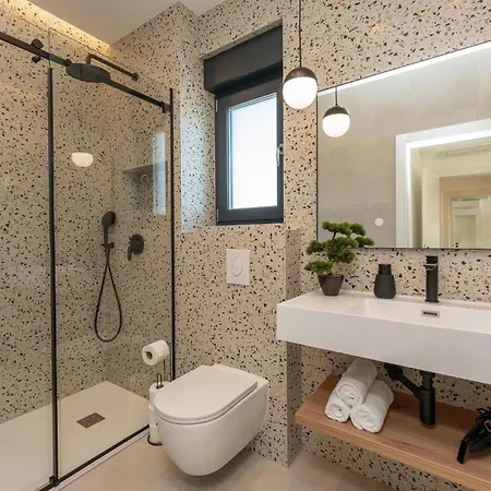 Lovely In With Sauna